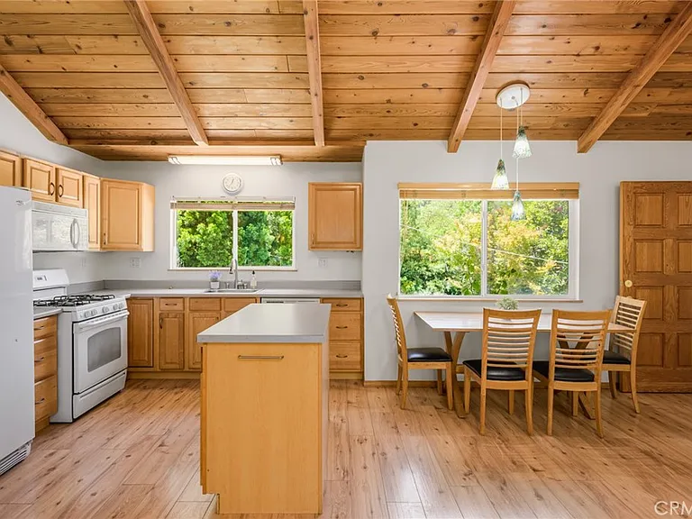 5065 Casa Dr — Photo 23