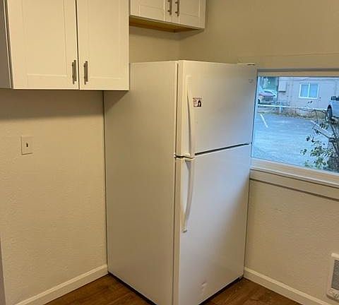 5th image of 216 N 33rd St APT 5