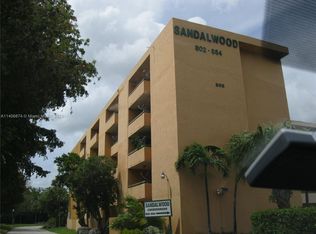802 NW 87th Ave APT 312, Miami, FL 33172