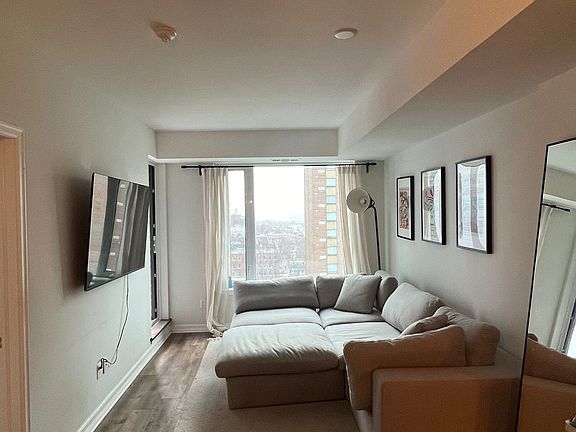 3rd image of 238 Besserer St #1007