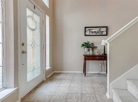 5th image of 1022 Hidden Creek Ct