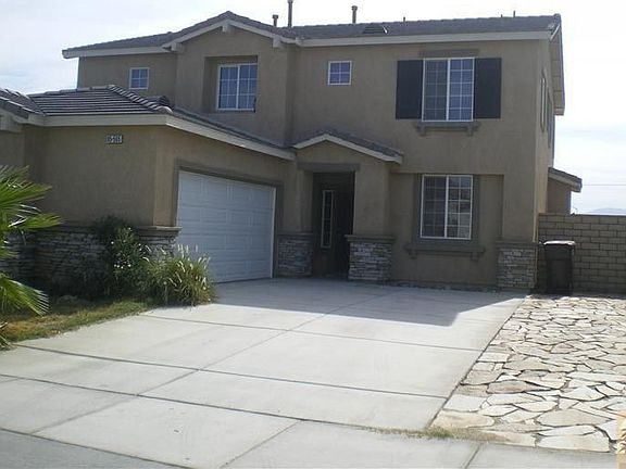3rd image of 85565 Avenida Maria
