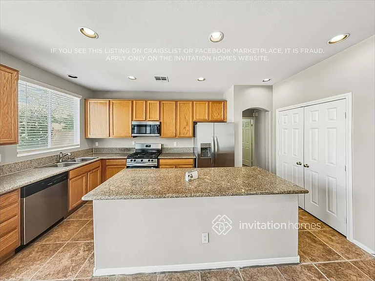 7855 Mohican Canyon St — Photo 8