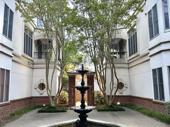 280 E Davie St #1, Raleigh, NC 27601