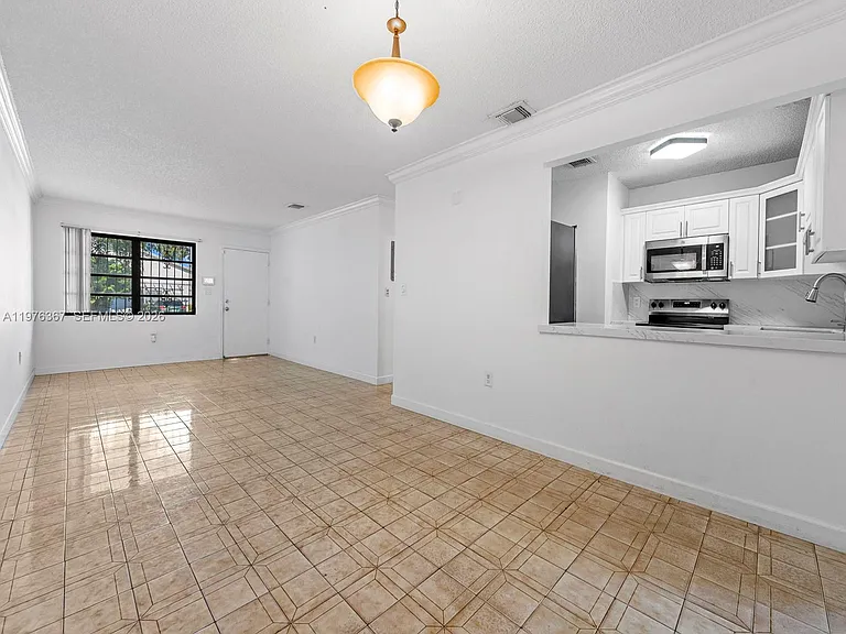 7121 SW 102nd Ct — Photo 7