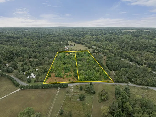 2301/2 Running Meadows Rd, Portland, TN 37148
