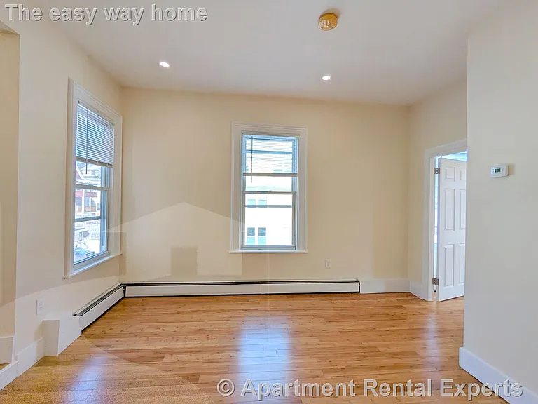 19 Cameron Ave #6 — Photo 8