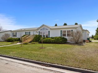 4 4th Ave SE, Gwinner, ND 58040