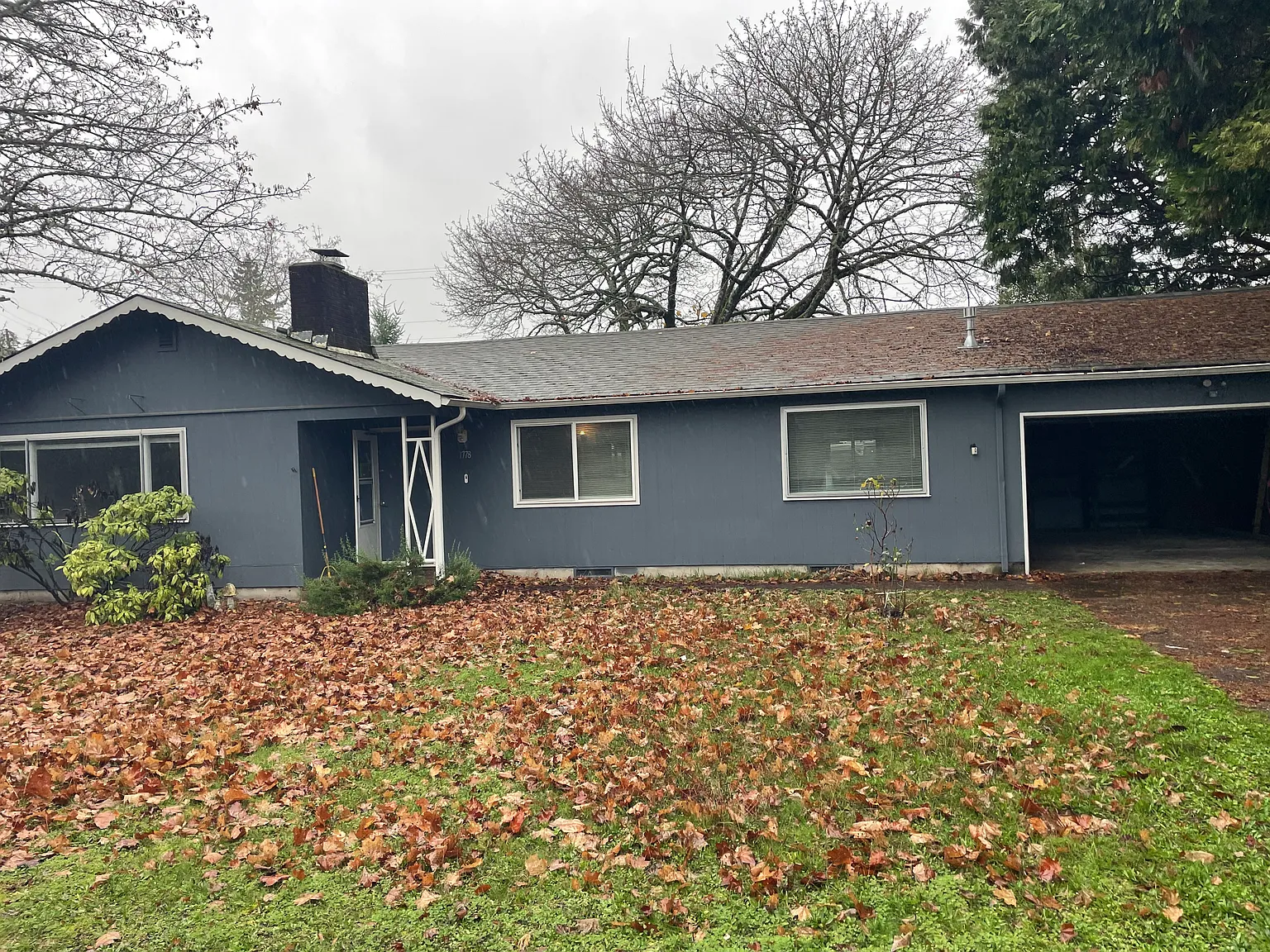 1778 Lake Dr photo 1