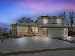 618 Mendota Ln, Romeoville, IL 60446