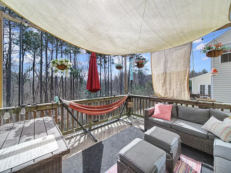 6710 Carradale Way — Photo 45