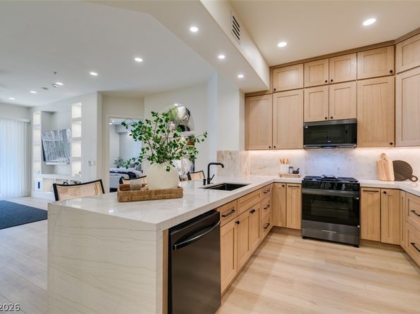 32 E Serene Ave Unit 207