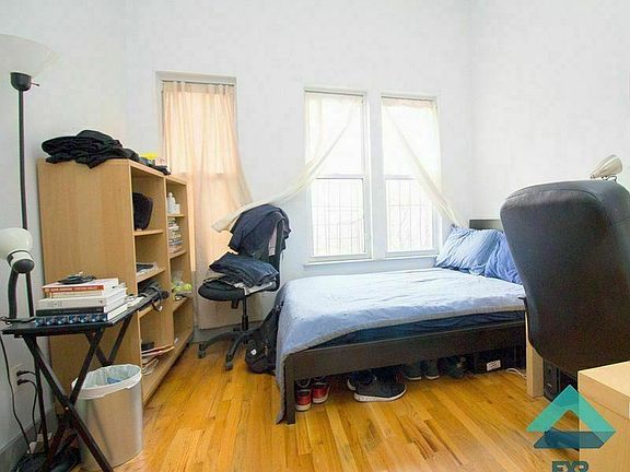 2nd image of 238 Troutman St #3R3