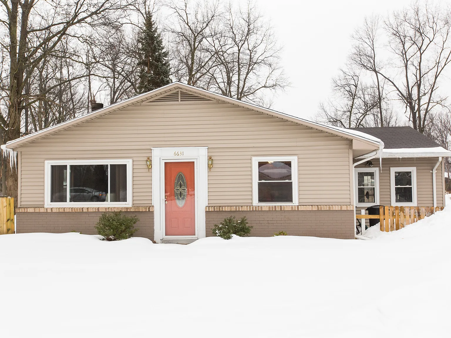 6631 Hill Ave photo 1