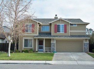 890 Talbot Dr, Hollister, CA 95023