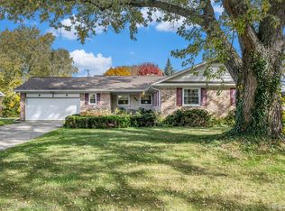 4413 Old Carriage Rd, Flint, MI 48507