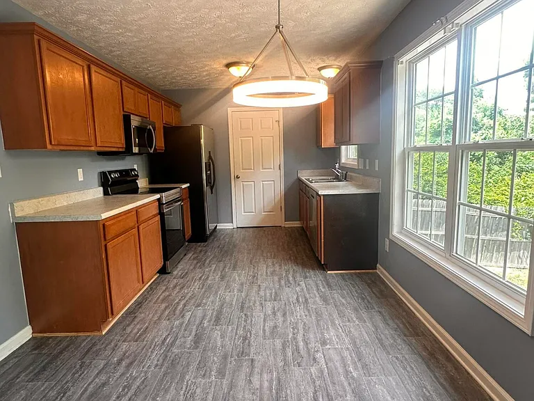 2241 Stornoway Ct — Photo 7