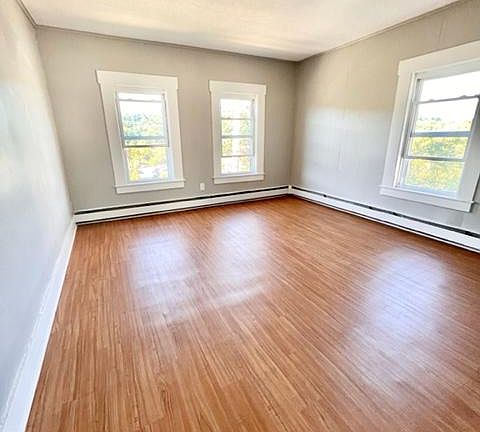4th image of 464 Kimball St #2L
