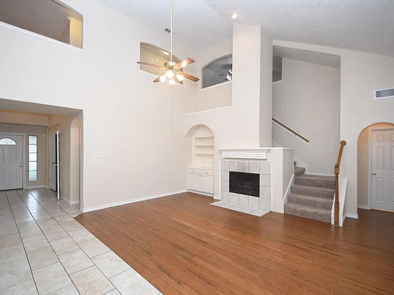 10430 Sanibel Falls Ct — Photo 14