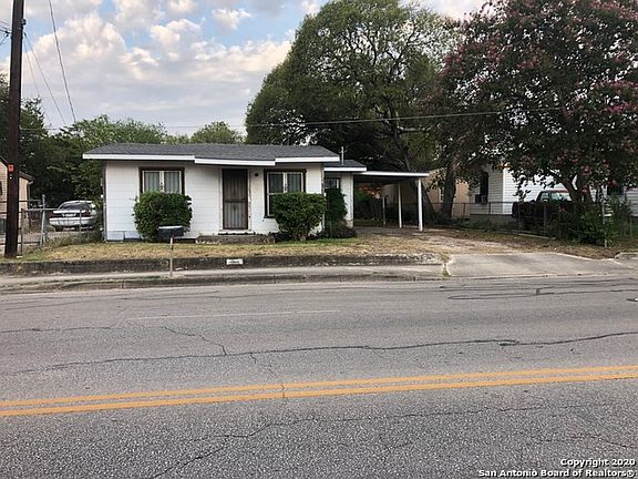 4th image of 1307 Pecan Valley Dr
