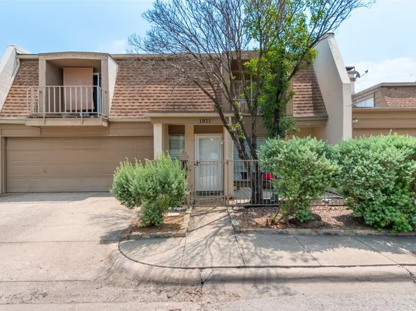 1911 Place One Ln, Garland, TX 75042