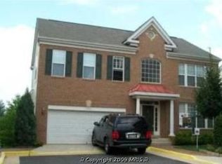 12446 Red Patch Ln, Fairfax, VA 22033