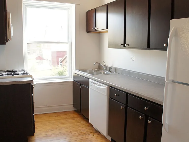 2915 George LLC — Photo 8