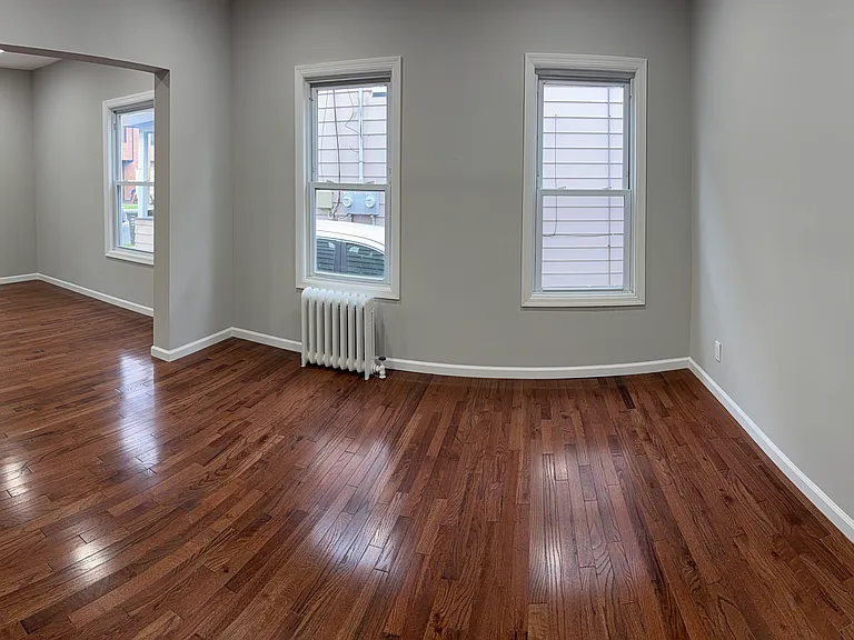 443 Centre St — Photo 9