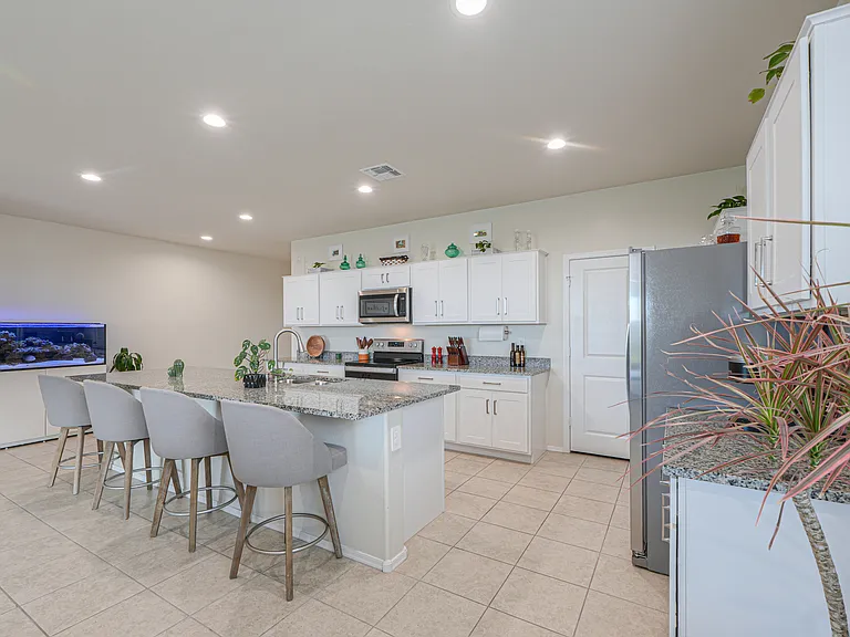 36065 W San Sisto Ave — Photo 29