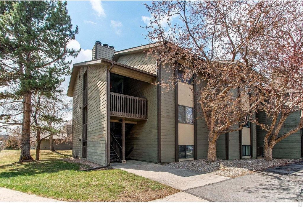 925 Columbia Rd #111