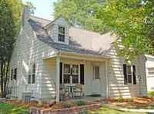 2318 Westchester Rd, Fitchburg, WI 53711