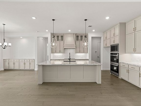 4th image of 150 Waterview Dr
