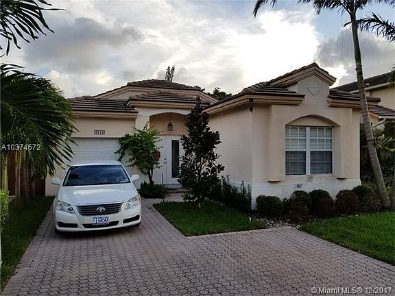 5th image of 9914 NW 29th St
