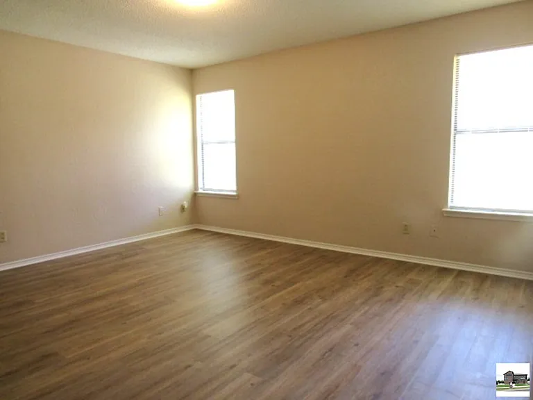 1706 Wickfield Way — Photo 13