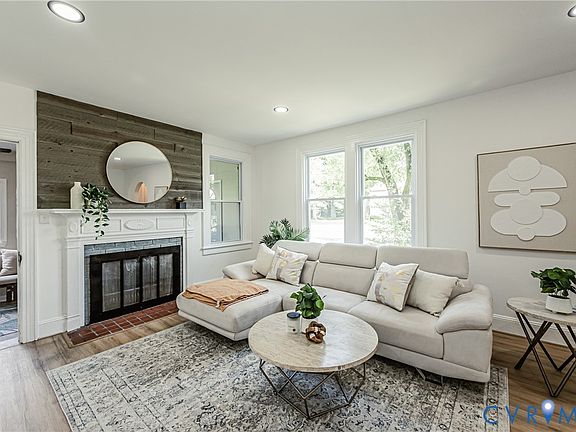 2nd image of 4008 River Rd