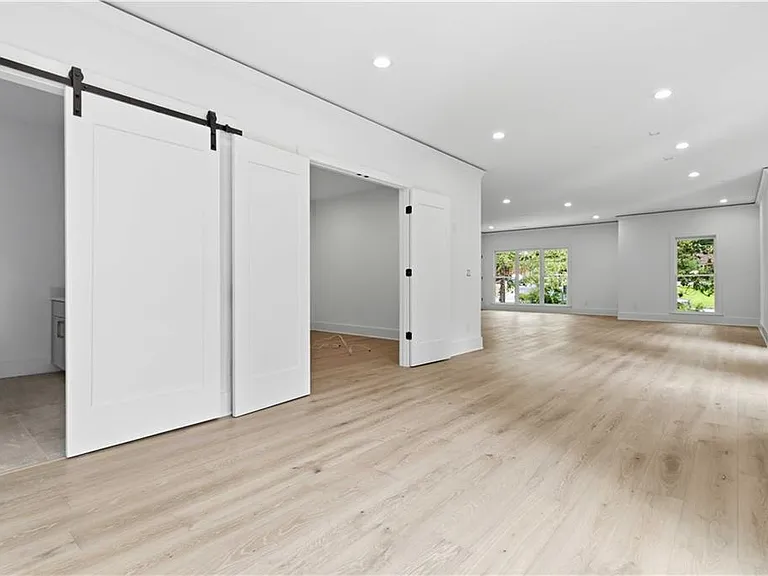 3196 Towerview Dr NE — Photo 37