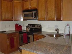 Kitchen w/ granite 