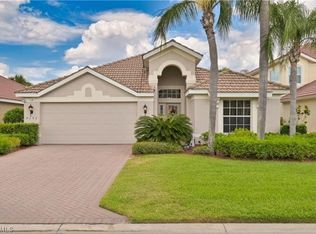 9153 Shadow Glen Way, Fort Myers, FL 33913