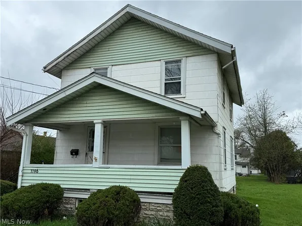 1196 Hazelwood Ave SE, Warren, OH 44484