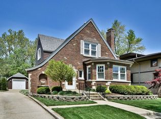 218 Gillick St, Park Ridge, IL 60068