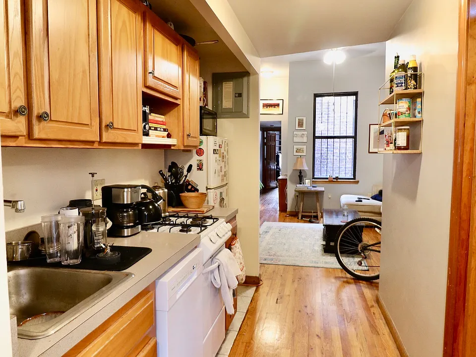 Columbus Script Sign 491 Columbus Ave New York NY | Zillow