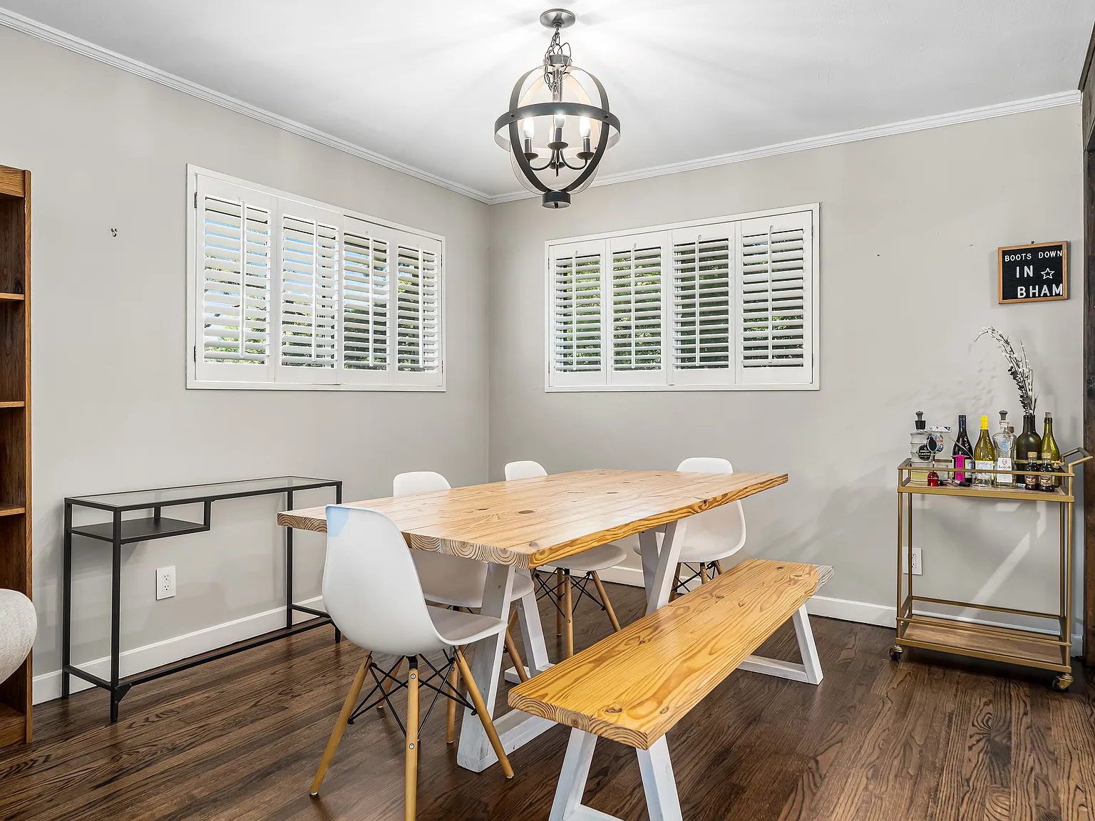3 bed, 1334 sqft, $2,400 — Photo 4