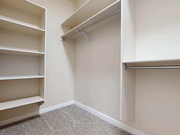 11118 Blue Eyed Grass St — Photo 17