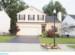 1185 Pebble Brook Dr, Columbus, OH 43240