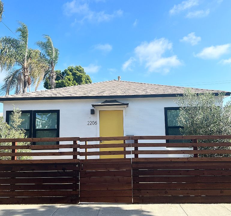 1st image of 2206-2208 1/2 Ocean Park Blvd #2208