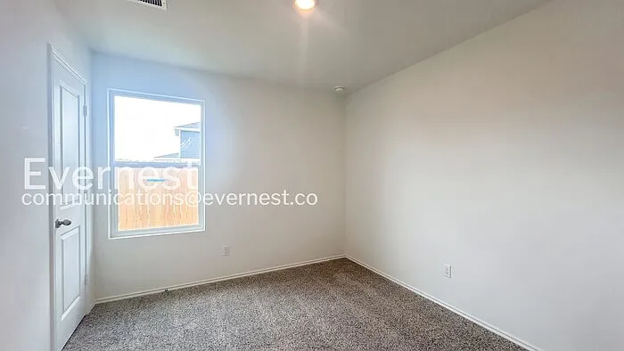 320 Santo Domingo Rd — Photo 12
