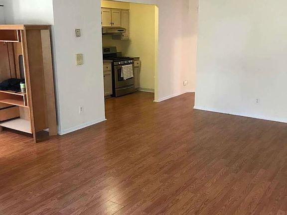 5th image of 77 E 119th St #212B