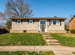 121 Edgemont Dr, New Albany, IN 47150