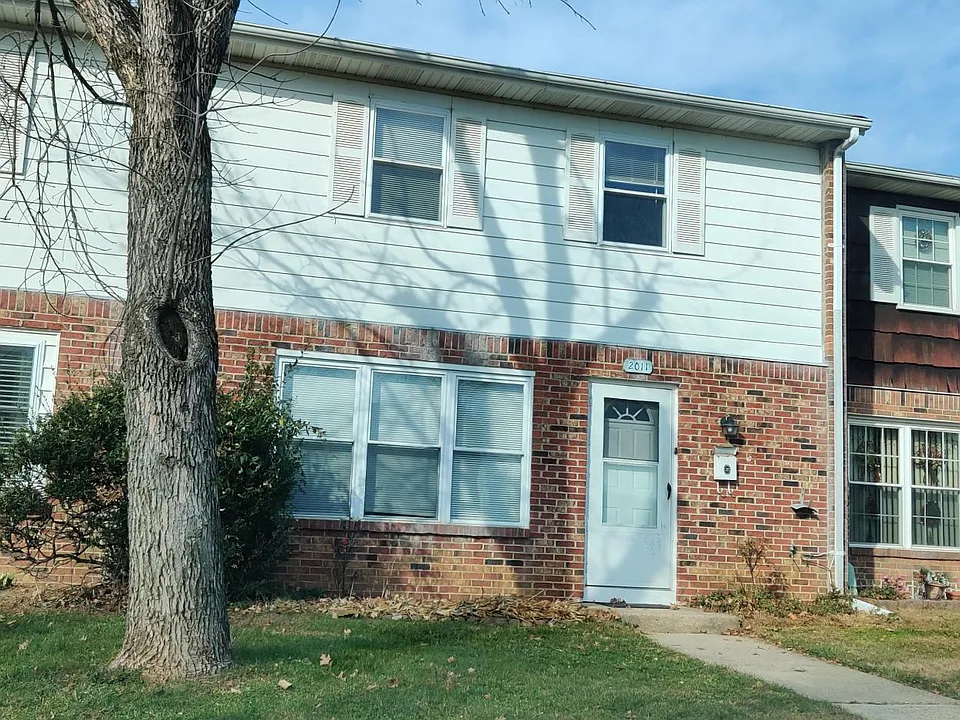 2011 Beech Ln