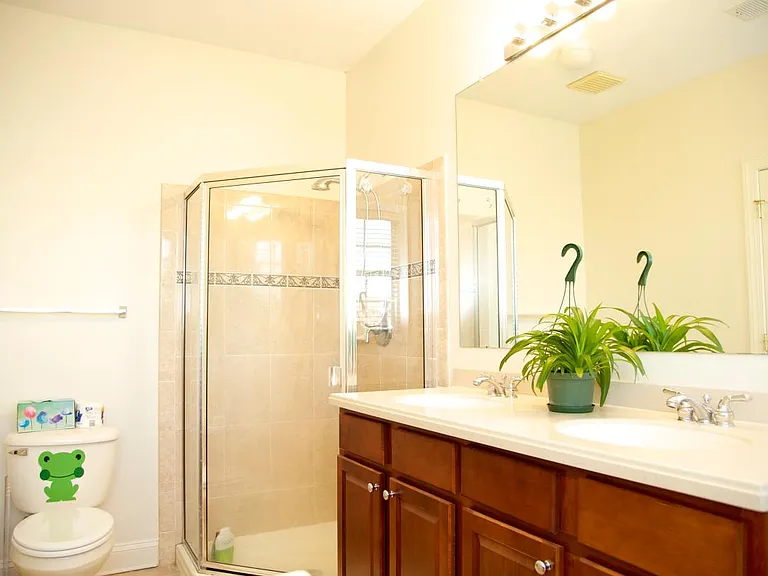 7706 Marine Rd — Photo 16